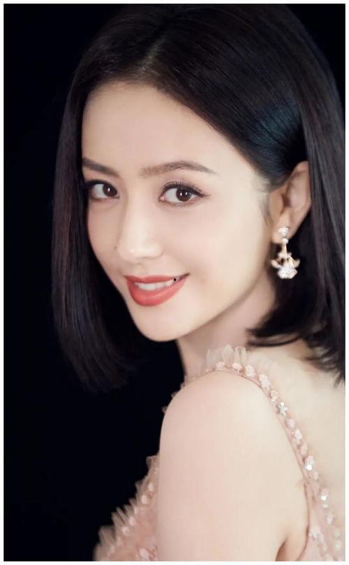 女明星网红写真图片视频,女明星网红写真集锦解析