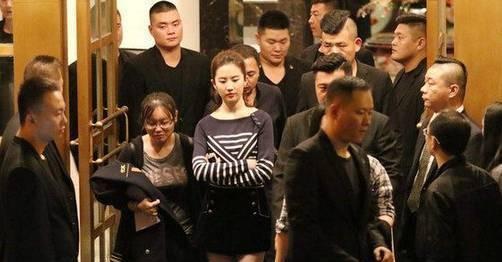 明星网红摆排场图片高清,高清视觉盛宴揭秘